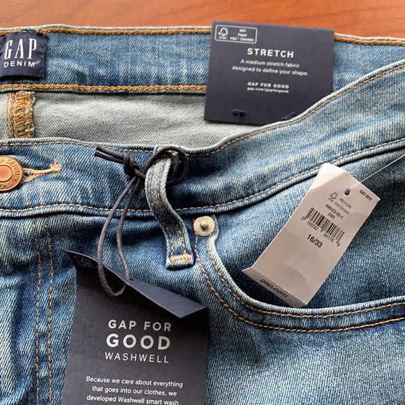 Women’s GAP Jeans - Picture 5 of 5